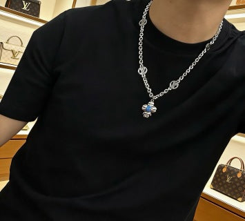 Louis Vuitton Blossom Four Leaf Charm Chain Necklace