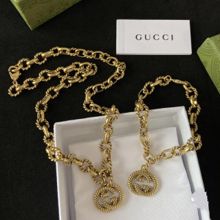 Gucci GG Engraved Medallion Chain Necklace