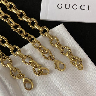 Gucci GG Engraved Medallion Chain Necklace