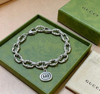 Gucci GG Engraved Barrel Link Bracelet