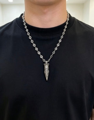Gucci GG Engraved Spike Pendant Chain Necklace