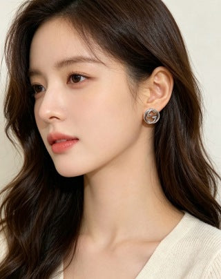 Gucci Interlocking G Round Stud Earrings