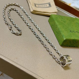 Gucci GG Barrel Pendant Chain Necklace