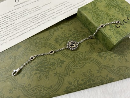 Gucci Interlocking G Medallion Chain Bracelet