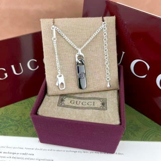 Gucci Logo Tag Bar Pendant Chain Necklace