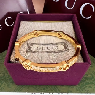 Gucci Interlocking G Pavé Line Open Cuff Bracelet