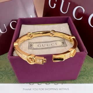 Gucci Interlocking G Pavé Line Open Cuff Bracelet