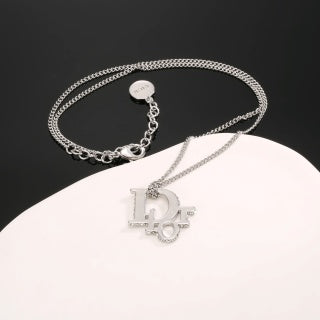 Dior Evelyne Silver CD Letter Pendant Chain Necklace