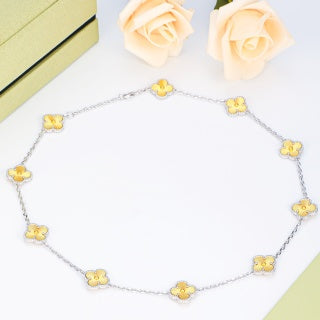 Louis Vuitton Blossom Harmony Floral Necklace